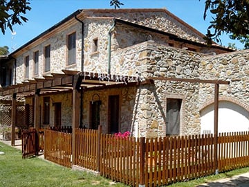 Agriturismo e glamping Serraiola Alta